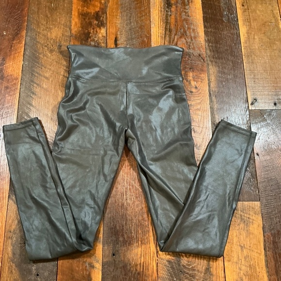 Spanx Faux Leather Leggings Black Pull-On High Rise Size medium - Picture 3 of 11
